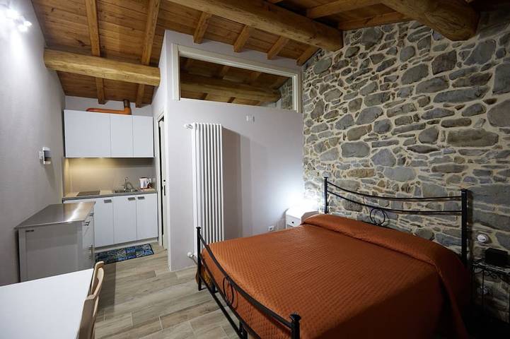 Appartamento intero, Pace e tranquillità tra le montagne, giardino privato, piscina condivisa, Spa in Pistoia, Provincia di Pistoia