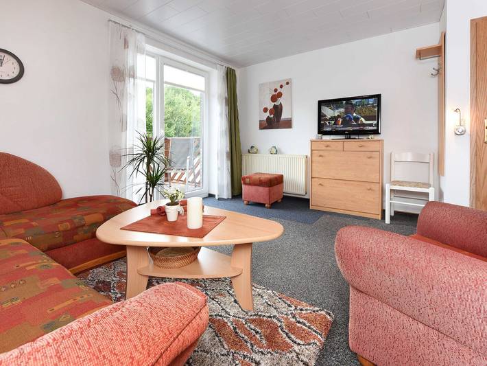 Ferienwohnung für 4 Personen, mit Balkon und Terrasse sowie Garten und Sauna in Neuharlingersiel - 4