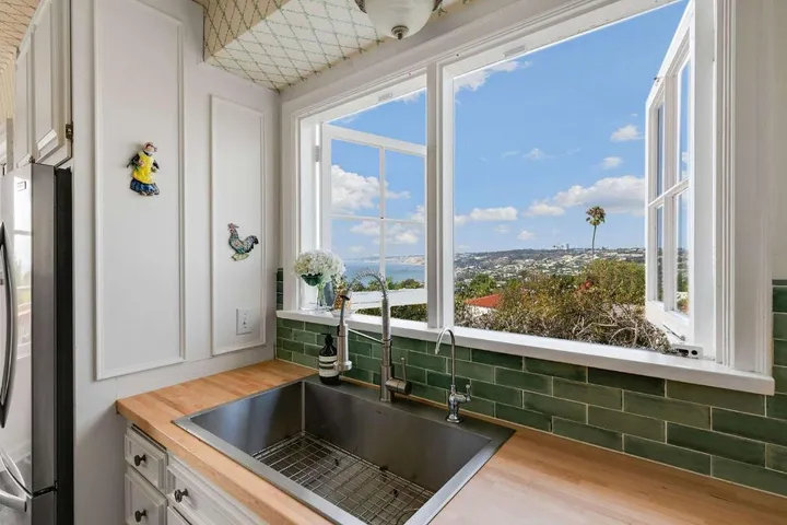 Casa de vacaciones para 10 personas, con jardín y jacuzzi - 1