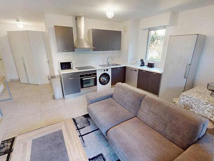 Gîte pour 4 personnes, avec Balcon et Terrasse dans Carnolès