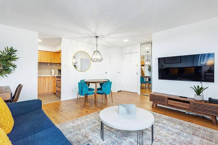 Appartement de vacances pour 2 personnes, avec sauna et jacuzzi ainsi que piscine et jardin à Montréal
