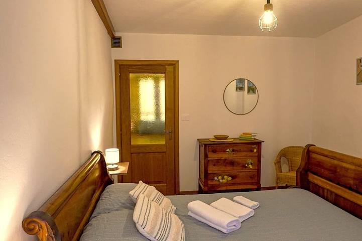 Gîte pour 6 personnes, avec jacuzzi et jardin ainsi que sauna et balcon à Suse - 4