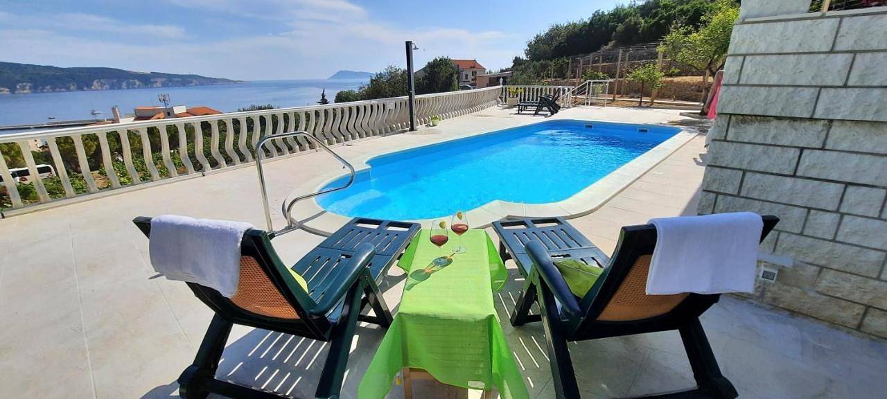 Ganze Wohnung, Two-Bedroom Apartment in Komiza, Split-Dalmatien