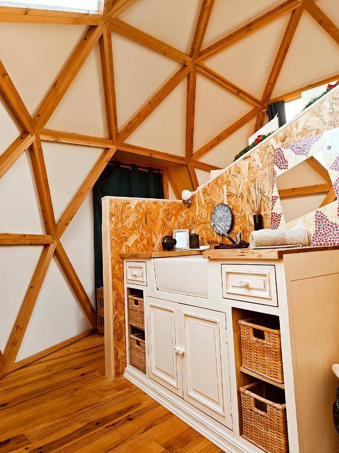 Gîte pour 2 personnes, avec sauna ainsi que jacuzzi et jardin à Aizenay