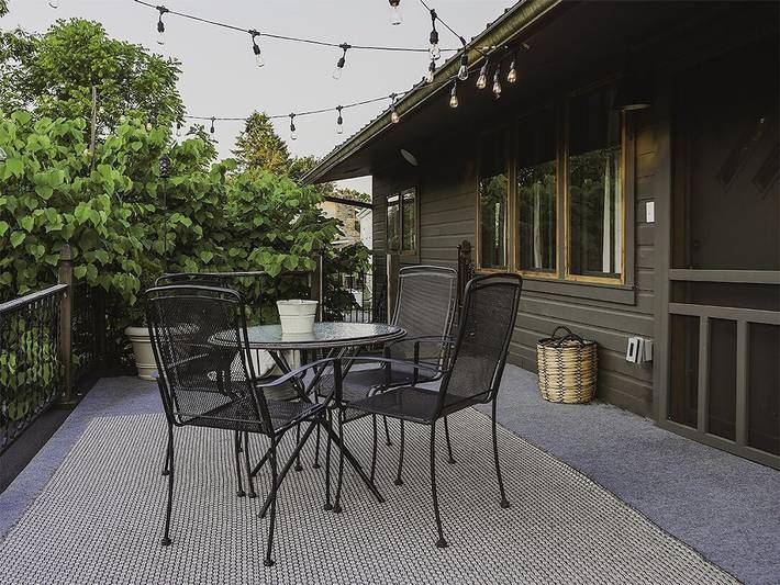 Vacation rental for 8 people, with yard and balcony in Fayetteville (WV)