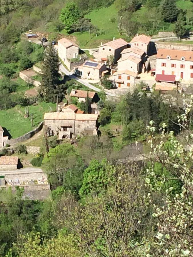 Location de vacances pour 4 personnes, avec vue et terrasse dans Péreyres - 3