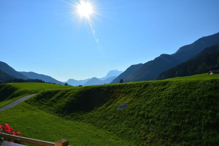 Doppelzimmer, Dusche/Wc, Bergseite, in Waidring, Chiemgauer Alpen