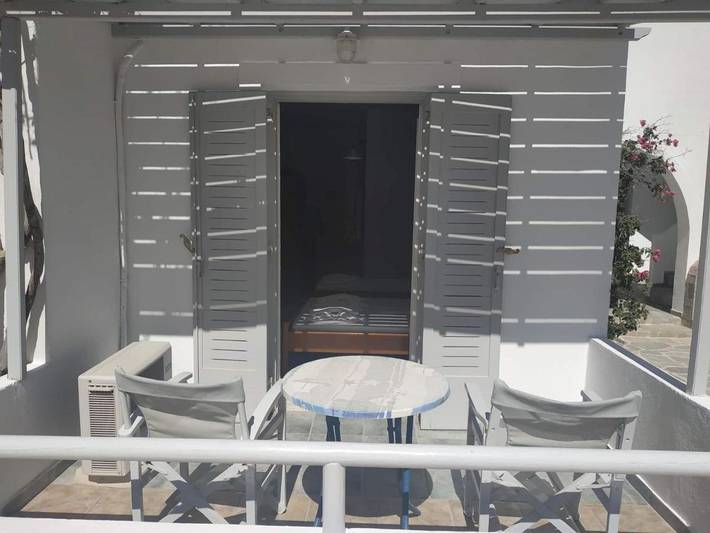 Hôtel pour 2 personnes, avec piscine ainsi que terrasse et jardin dans Koufonisia - 4