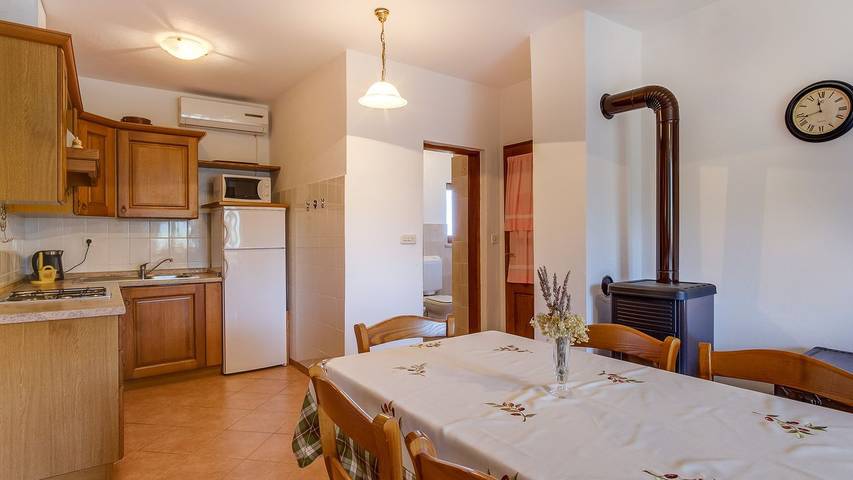 Ferienwohnung für 5 Personen auf Cres - 4