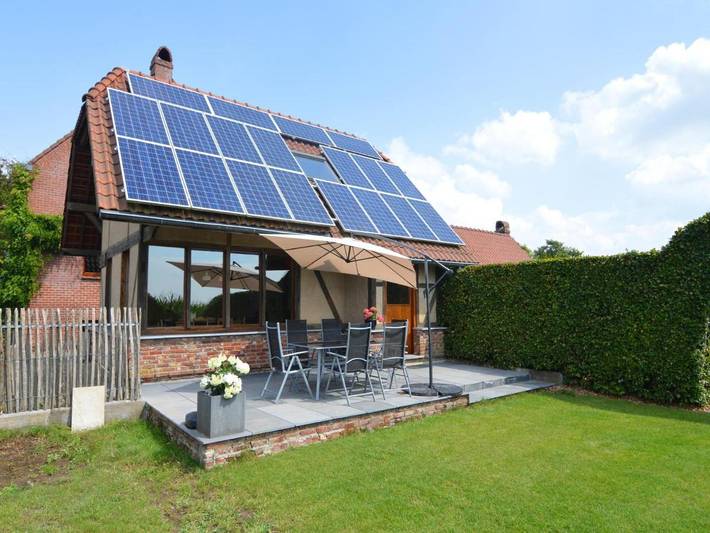 Location de vacances pour 5 personnes, avec terrasse ainsi que jardin et sauna à Flobecq