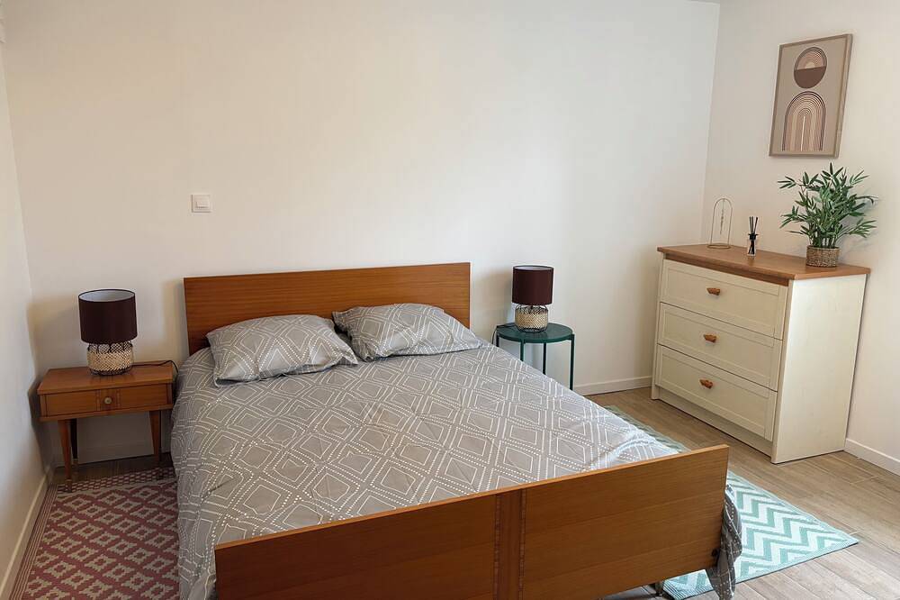 Apartamento entero, City center apartment with garden, near the sea in Quimperlé, Region de Quimper