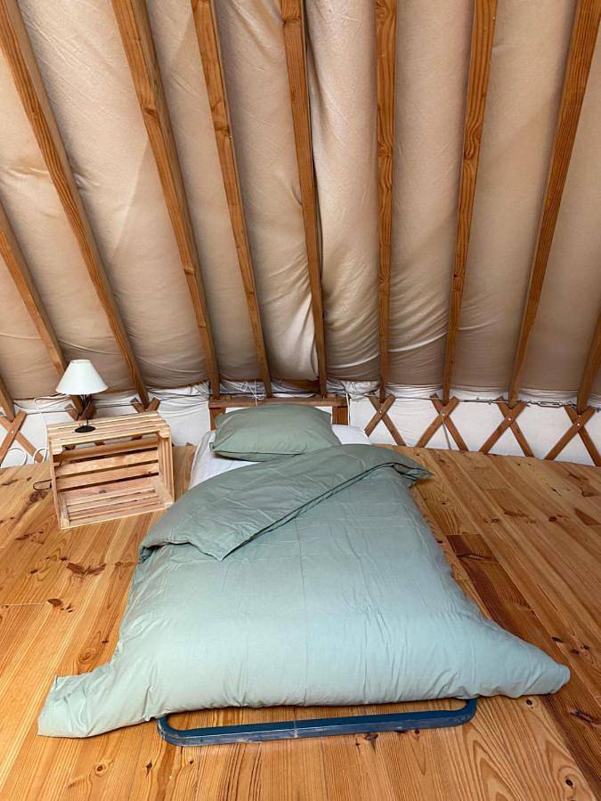 Tente pour 8 personnes, avec vue dans la Loire - 4