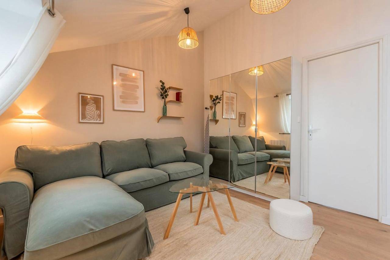 Appartement entier, Appartement deux chambres sur la place Sébastopol in Lille, Région de Lille