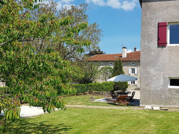 Gîte pour 4 personnes, avec jardin