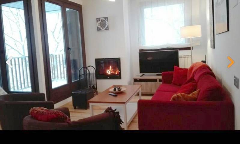 Gîte pour 8 personnes, avec vue et terrasse à Benasque - 4