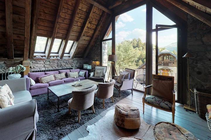 Holiday home for 16 people, with balcony - 1