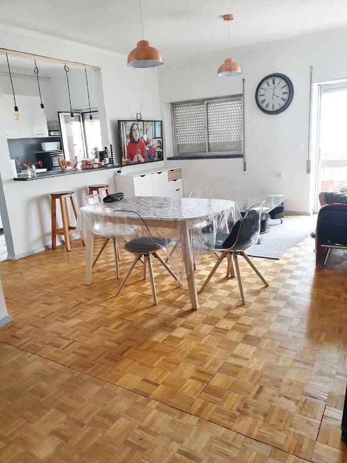 Gîte pour 4 personnes, avec balcon dans Pombal