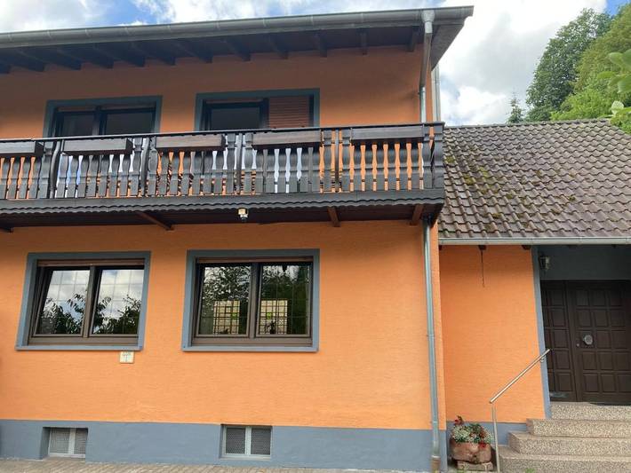 Ferienhaus für 7 Personen, mit Balkon und Terrasse sowie Ausblick in Rinnthal
