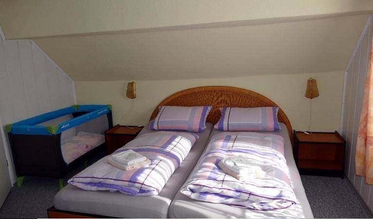 Ferienwohnung für 5 Personen, mit Terrasse und Garten sowie Ausblick in Schwarzatal - 2