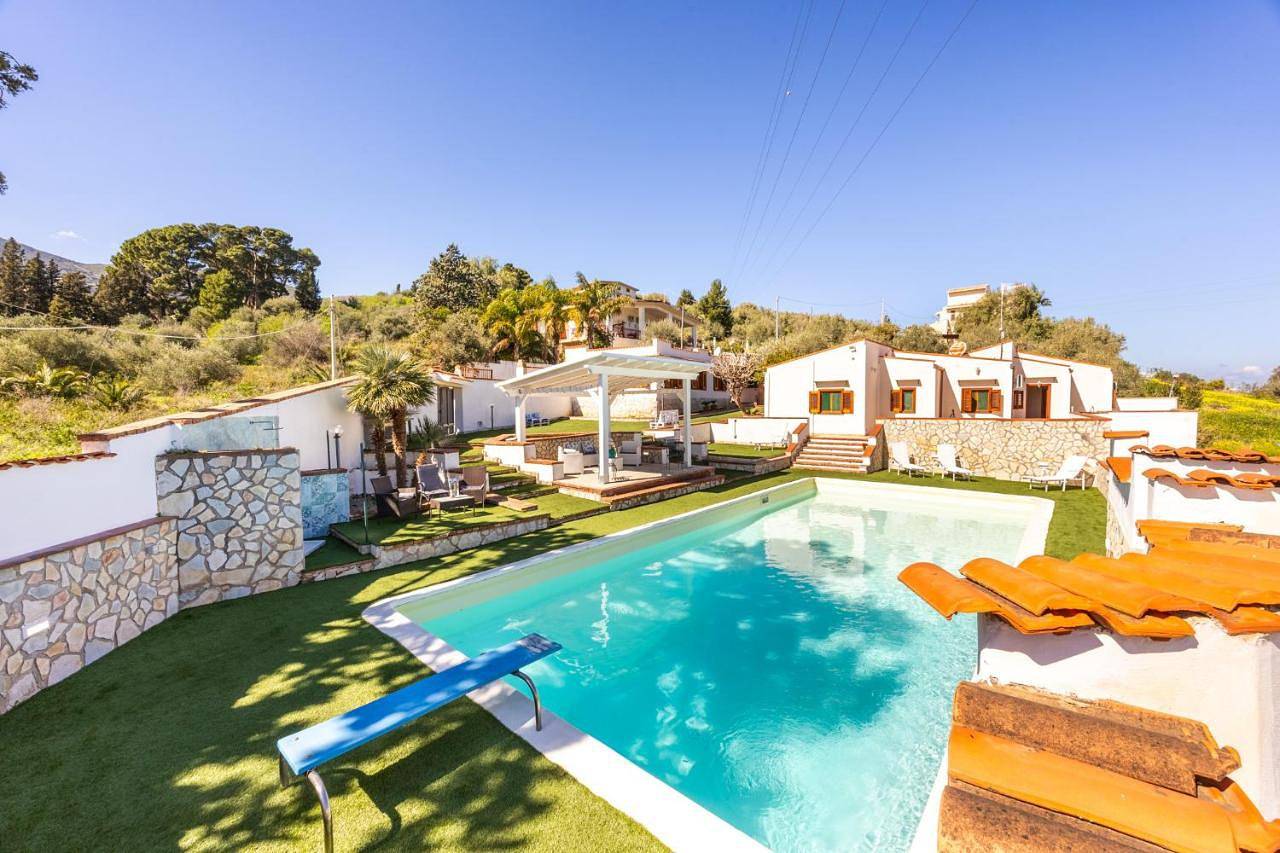 Villa Casty with private pool in Sant'Onofrio (Sizilia), Trabia