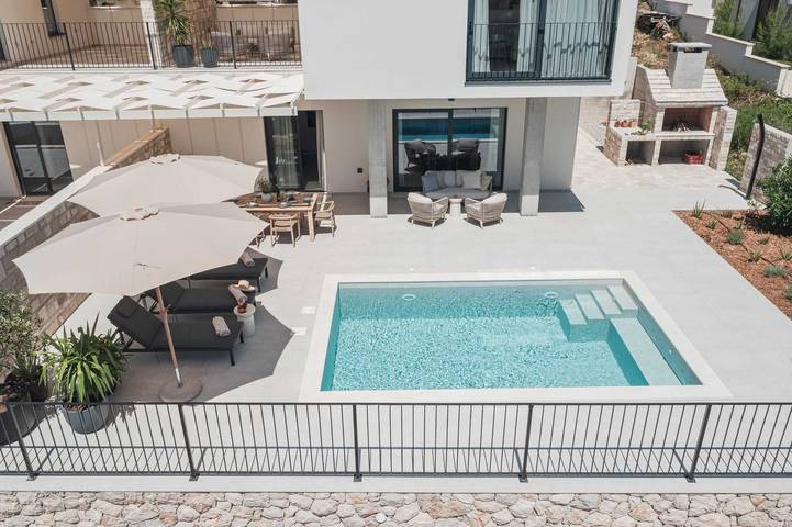 Villa voor 8 personen, with tuin and zwembad as well as terras op Hvar
