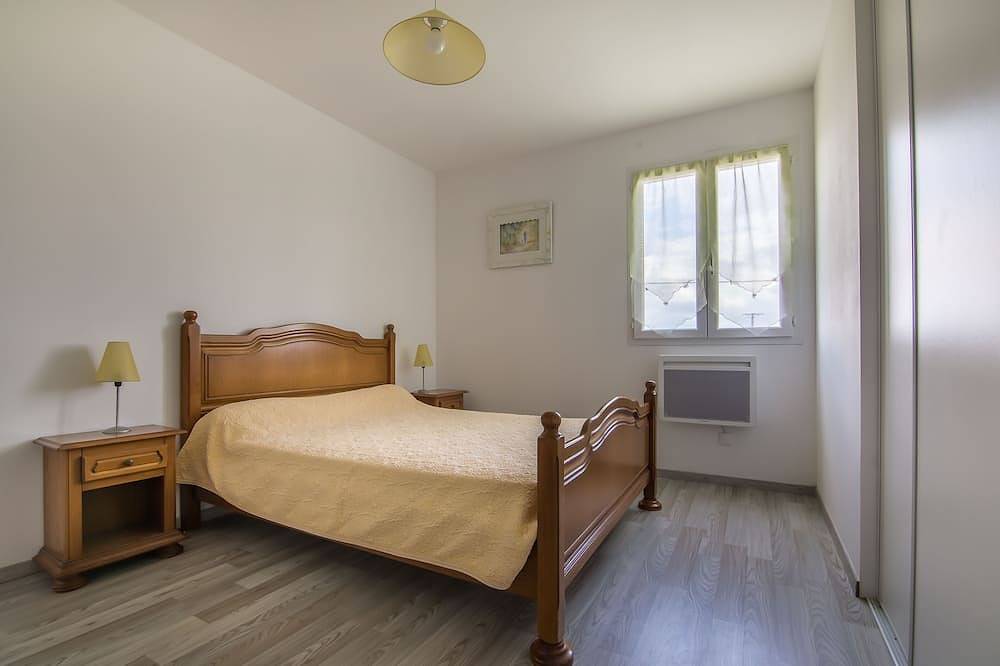Gîte de campagne *** idéal pour famille nombreuse, fête de famille et la détente in Roybon, Isère