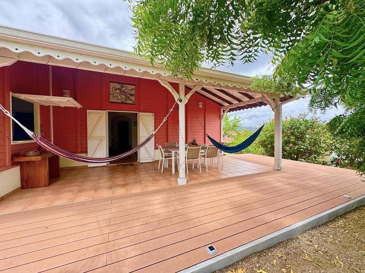 Appartement de vacances pour 4 personnes, avec terrasse et jardin
