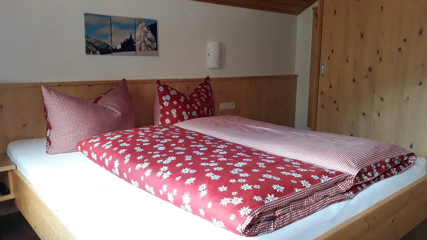 Ferienwohnung für 8 Personen, mit Balkon und Ausblick, kinderfreundlich in Sankt Jakob in Defereggen - 4