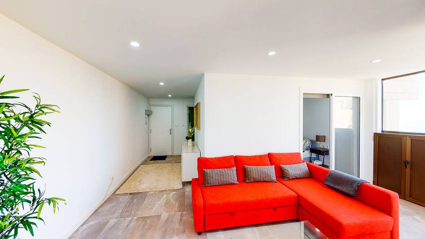 Entire apartment, Las Palmeras - Best Location Cozy Apartment in Fuengirola Centre, Fuengirola