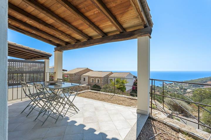 Appartamento per 4 persone, con giardino e piscina in Tertenia