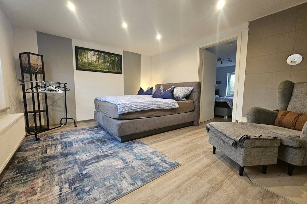 Ganze Wohnung, Große Gästewohnung mit Terrasse und Gartenhaustierfreundlich in Wienhausen, Landkreis Celle