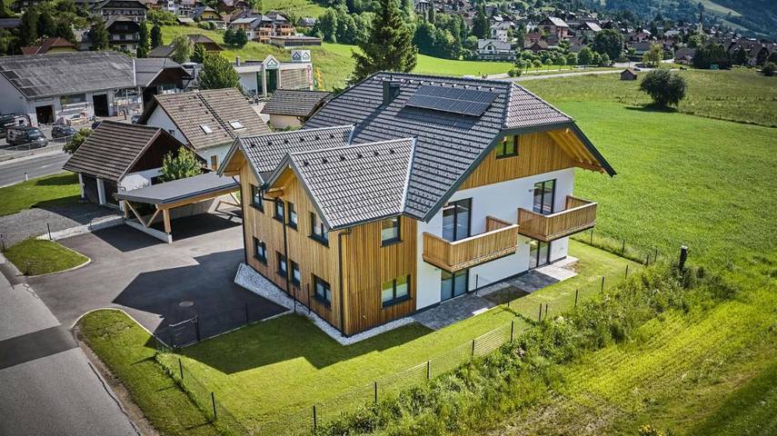 Ferienwohnung für 6 Personen, mit Ausblick und Garten sowie Balkon