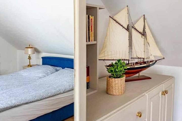 Ferienwohnung für 10 Personen, mit Balkon und Whirlpool sowie Terrasse und Garten in Balatonalmadi