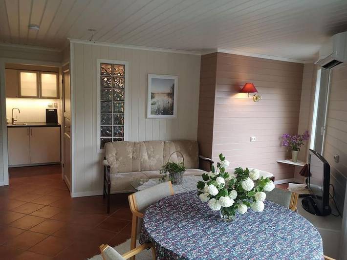 Ferienwohnung für 5 Personen, mit Garten und Ausblick, mit Haustier in Vanylven