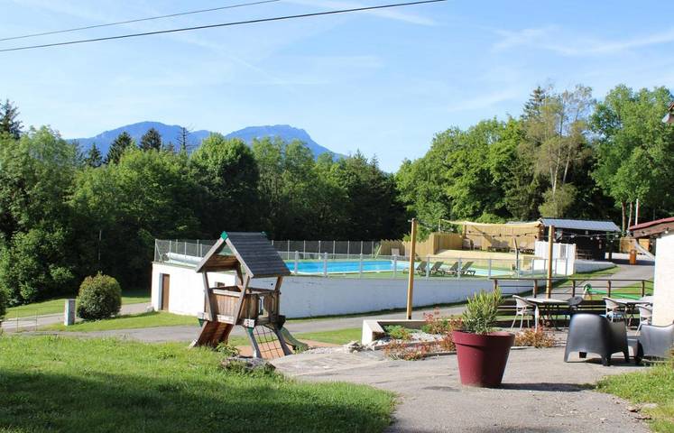 Location de vacances pour 8 personnes, avec piscine et jardin, animaux acceptés à Miribel-les-Échelles - 3