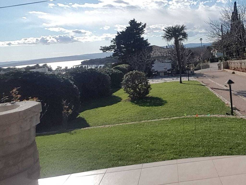 Vakantieappartement in Punat met zwembad in Punat, Krk