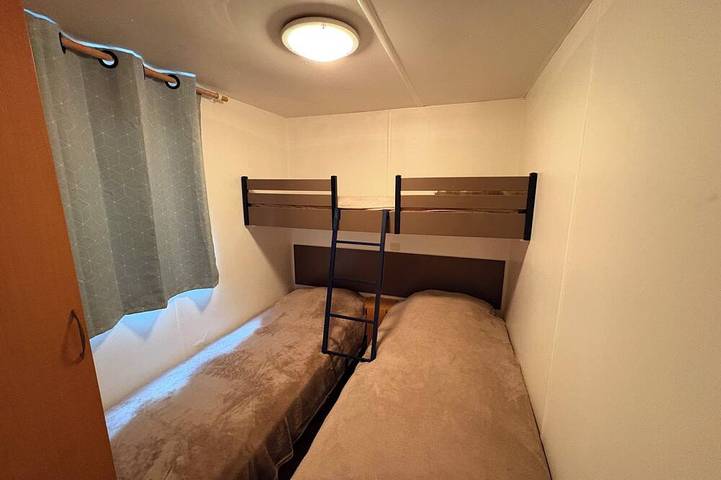 Location de vacances pour 5 personnes, avec sauna et terrasse ainsi que piscine et jardin à Sainte-Gemme-la-Plaine - 3