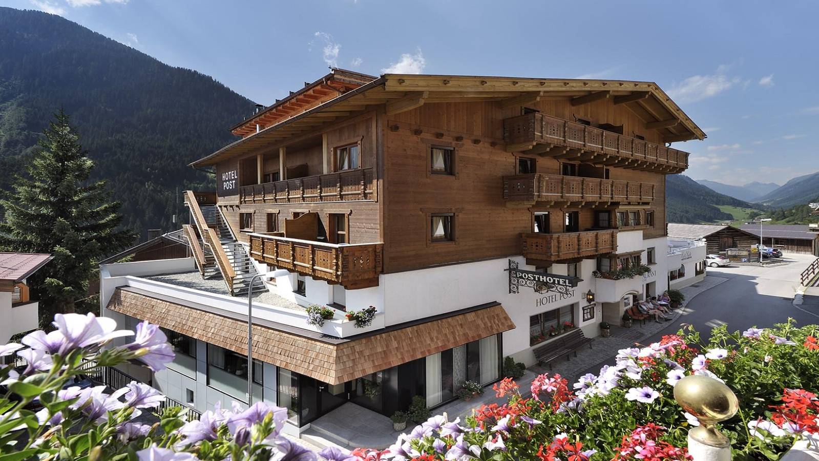 Einzelzimmer Mano's Apartments Frühstück in Kappl, Verwall