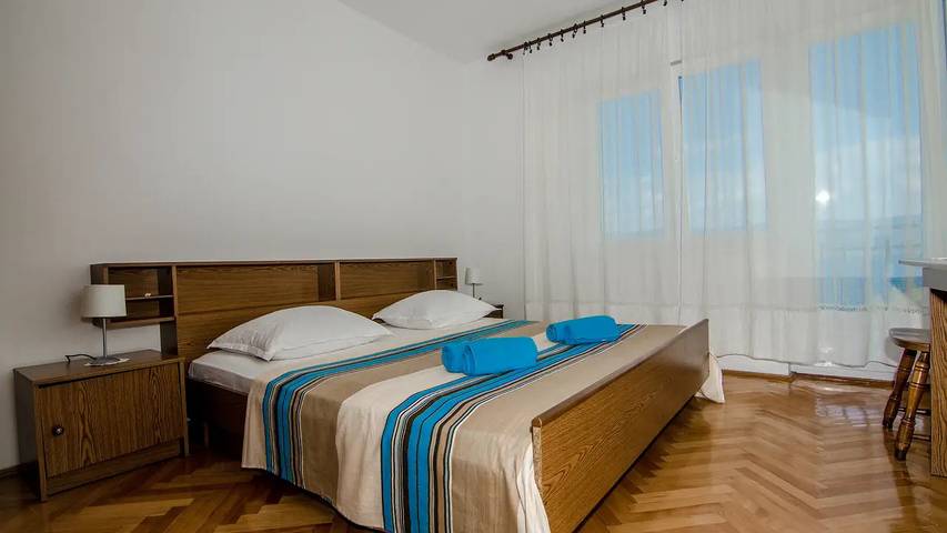 Apartament wakacyjny dla 8 osób w Slatine