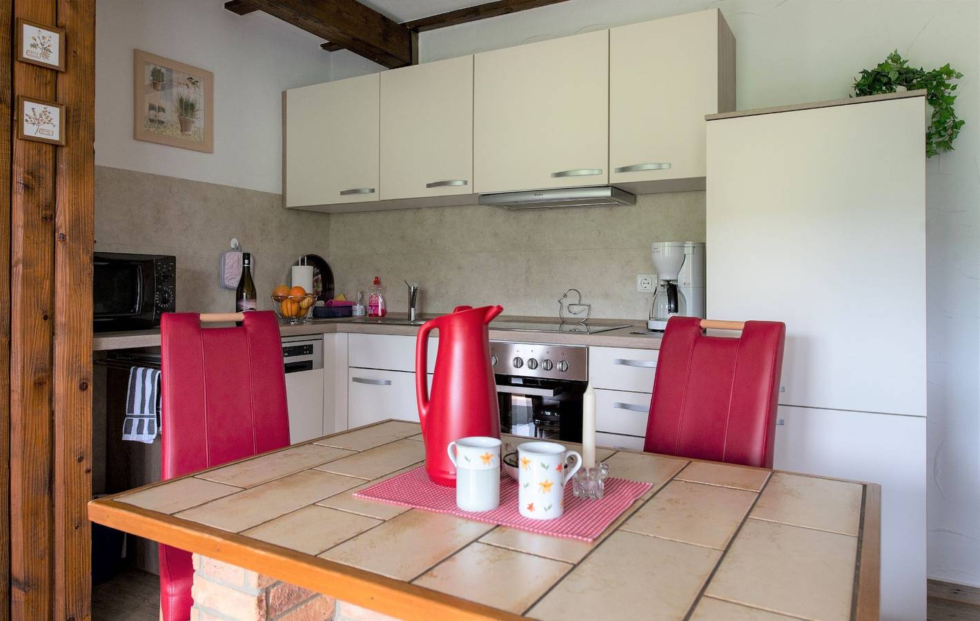 Ganze Wohnung, Apartment „2, 45 qm“ mit privater Terrasse, Garten und Wlan in Herscheid, Märkischer Kreis