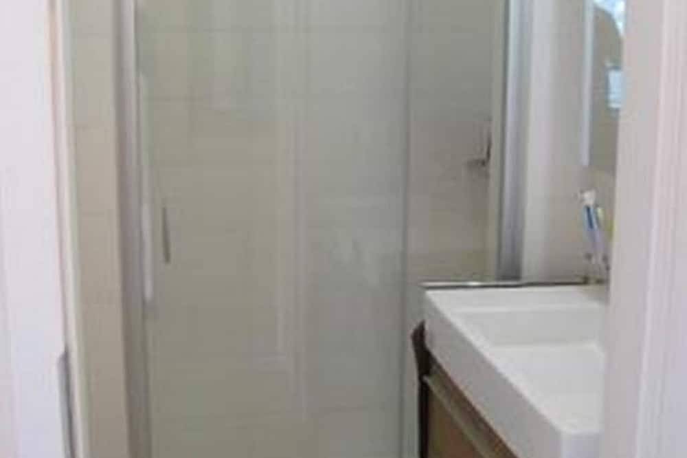 Ganze Wohnung, Exklusives Apartment, am Luganersee, mit Außenpool in Luganersee