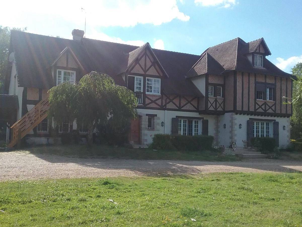 Les Mesangeres in Chaumont-sur-Tharonne, Sologne