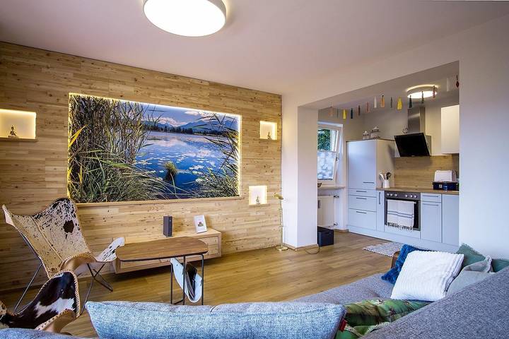 Ferienwohnung für 4 Personen, mit Balkon und Ausblick in Hopfen am See