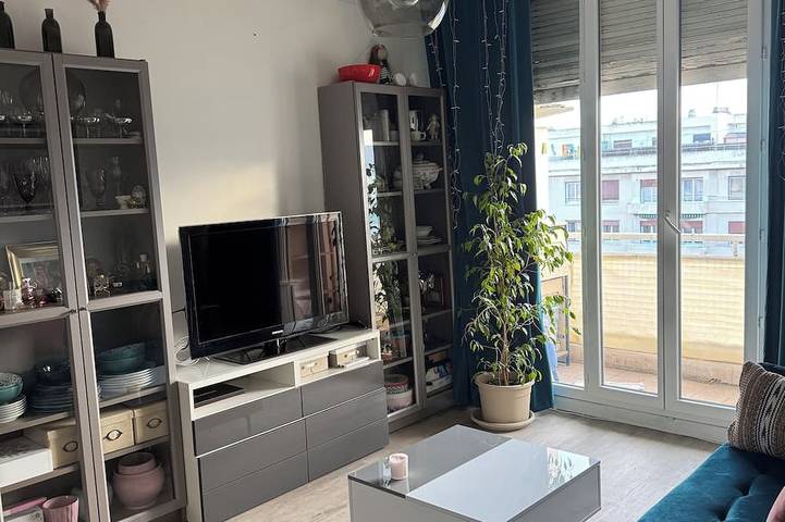 Vacation rental for 2 people, with balcony in Marseille