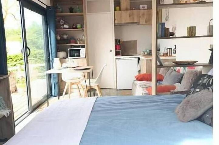 Location de vacances pour 2 personnes, avec jardin et balcon à La Lande-Saint-Léger - 2