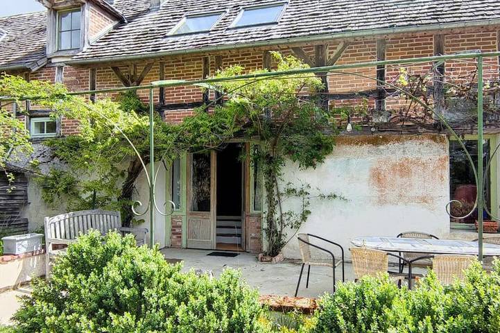 Gîte pour 6 personnes, avec Terrasse et Jardin