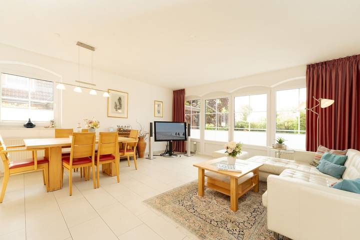 Strandhaus für 6 Personen, mit Sauna und Garten sowie Terrasse, kinderfreundlich in Grömitz - 2