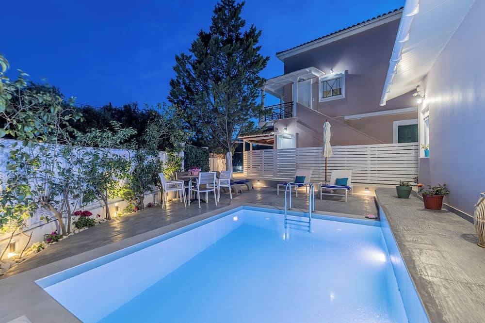 Soso's Garden Villa with Private Pool in Tragaki, Zakynthos