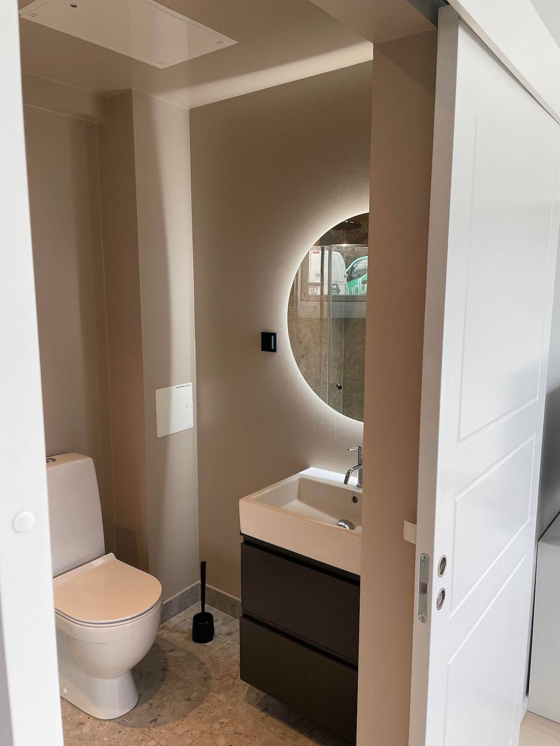 Ganze Ferienwohnung, Apartment - Sleeps 3 & Great Location in Sollentuna kommun, Schwedische Ostsee