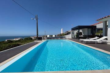 Ferienhaus für 10 Personen, mit Terrasse und Garten in Ericeira